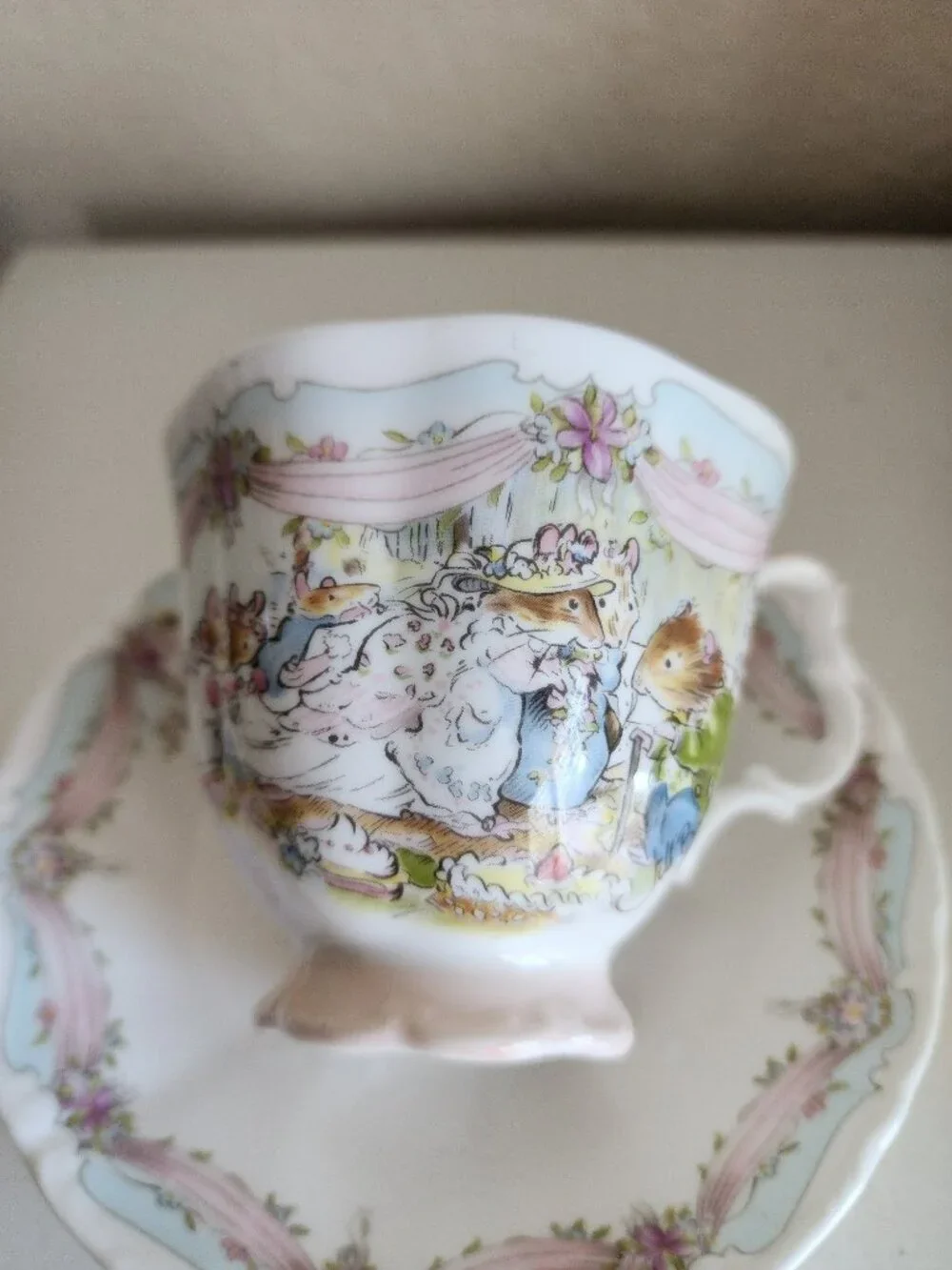 Royal Doulton Brambly Hedge Jill Barklem 1987 The Wedding Bone China Cup Saucer